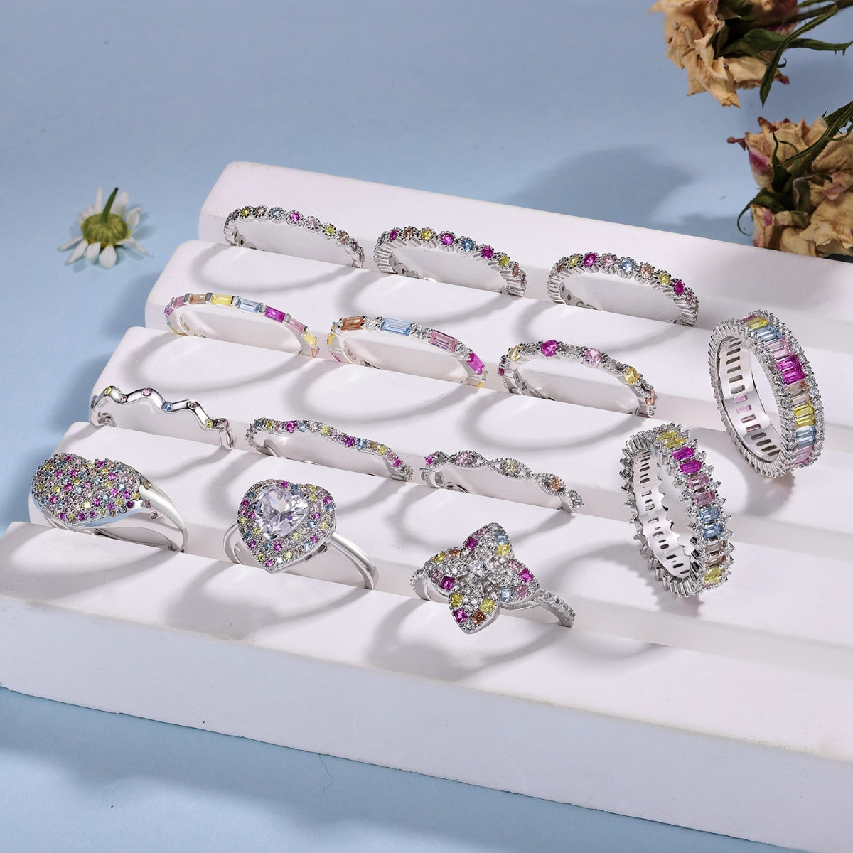{
"Love Lucky": "Love Lucky",
"Dainty Colorful Round Cut Party Ring": "精緻彩色圓形切割派對戒指"
}