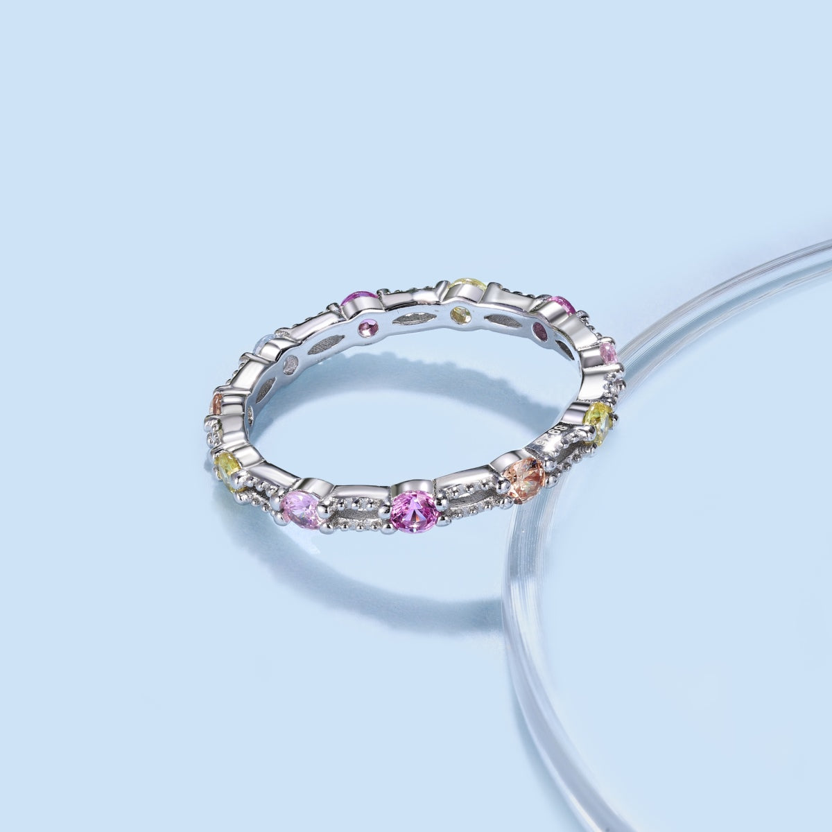 {
"Love Lucky": "Love Lucky",
"Sparkling Colorful Round Cut Tennis Ring": "閃耀彩色圓形切割網球戒指"
}