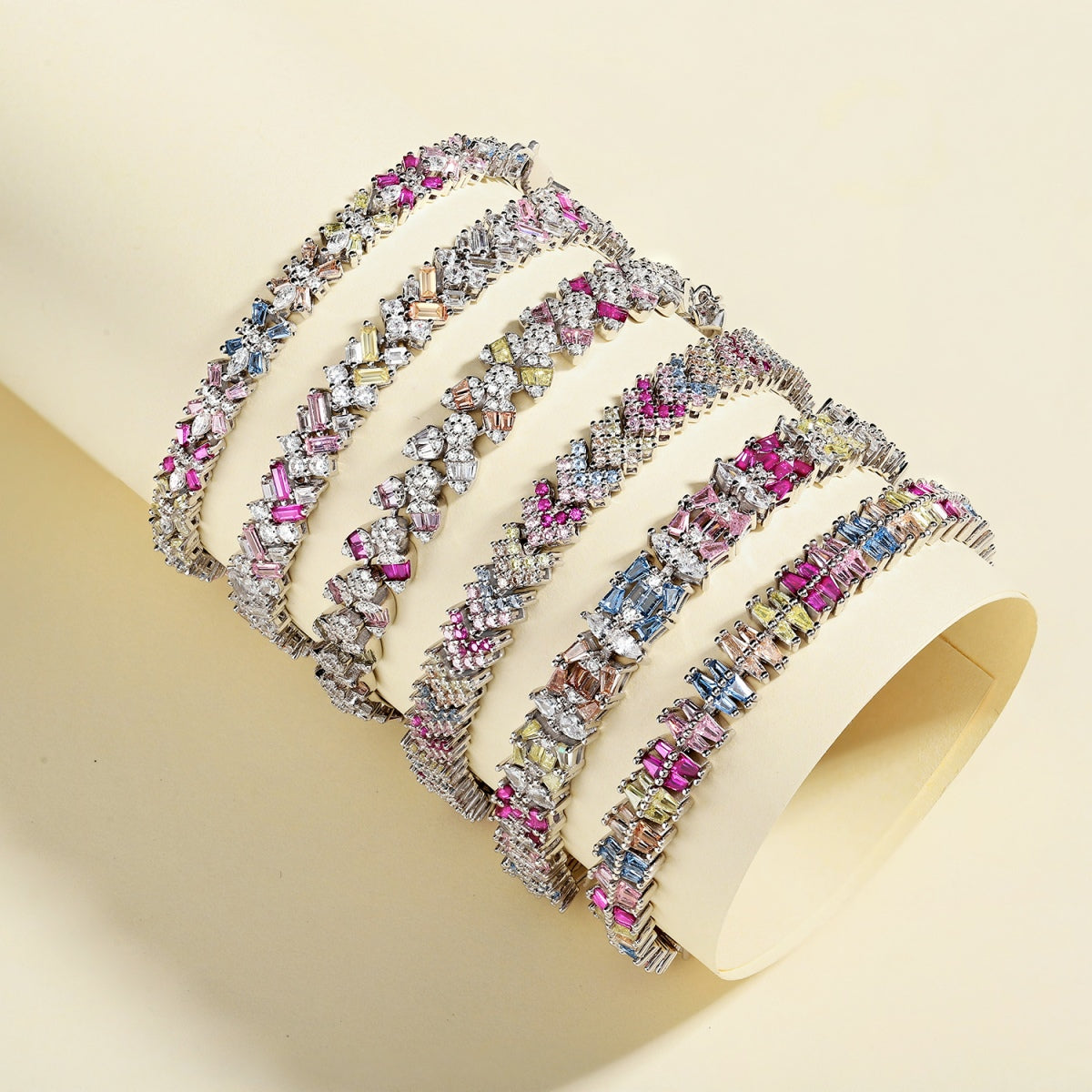 {
"Love Lucky": "Love Lucky",
"Dainty Exquisite Flower Shape Daily Bracelet": "Pulsera diaria con forma de flor, delicada y exquisita"
}