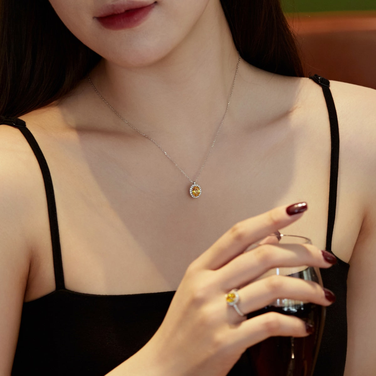 {
"Love Lucky": "Love Lucky",
"Delicate Unique Oval Cut Daily Earrings": "Boucles d'oreilles quotidiennes délicates et uniques taille ovale"
}
