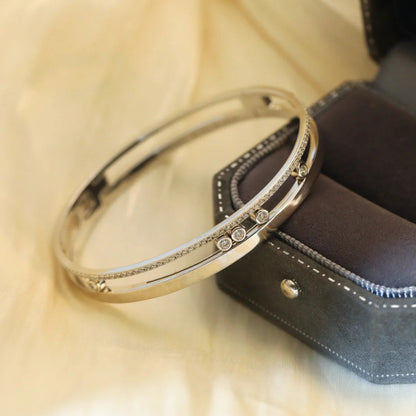 [Love Lucky]Move Romane Diamond Bangle Bracelet