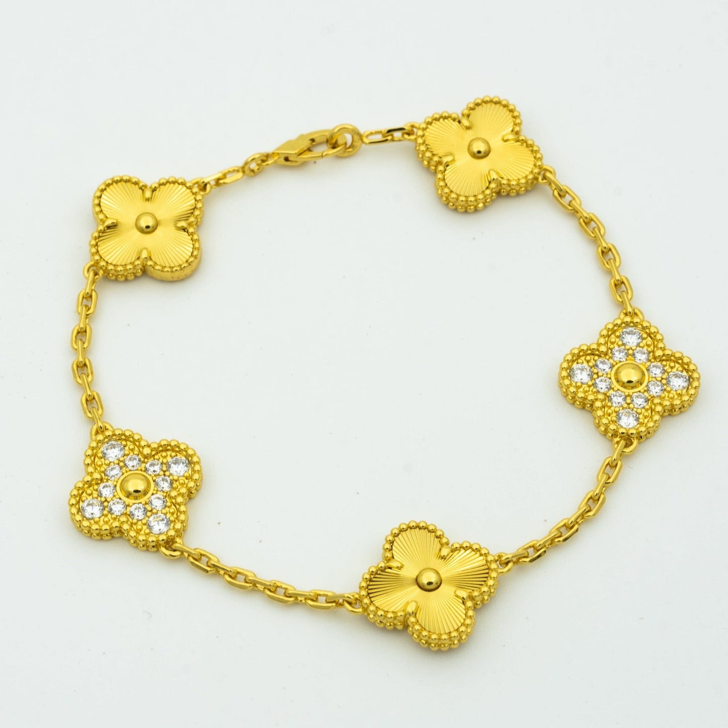 [Love Lucky] CLOVER 5 MOTIF LASER BRACELET COLLECTION