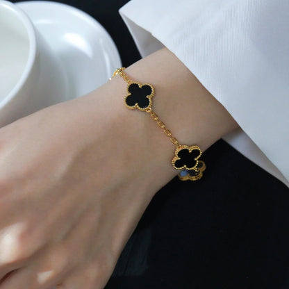 [Love Lucky] CLOVER 5 MOTIF ONYXS BRACELET COLLECTION