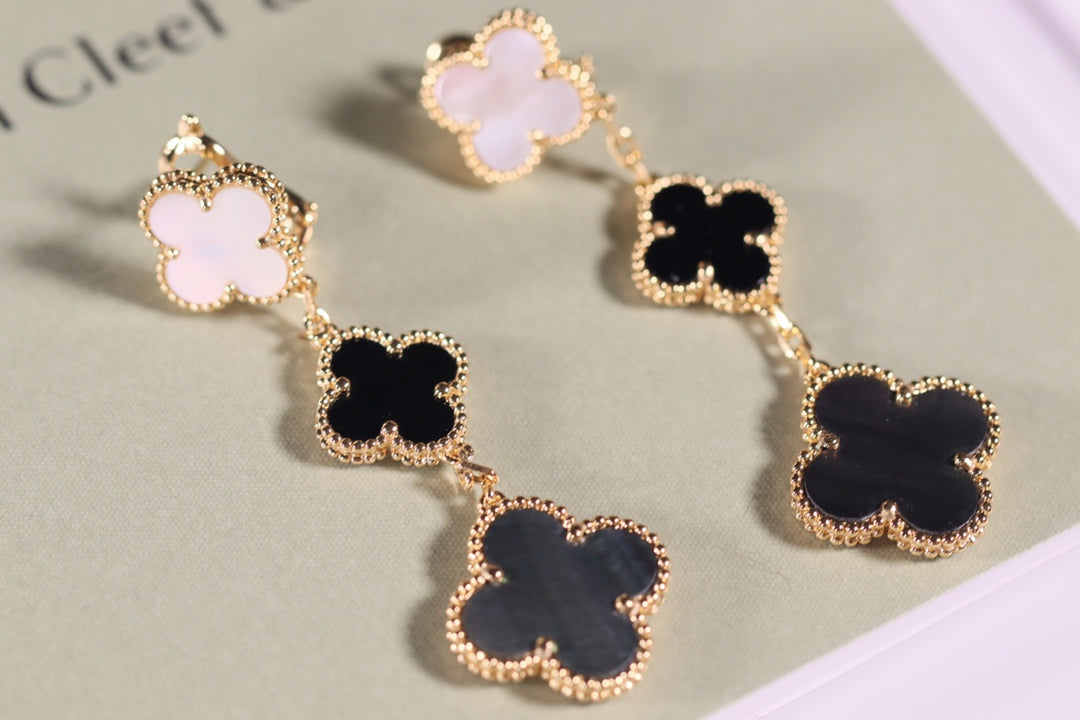 [Love Lucky]CLOVER EARRINGS GOLD ONYX MOP 3 MOTIF