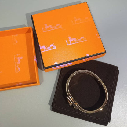 [Love Lucky]H YELLOW BRACELET
