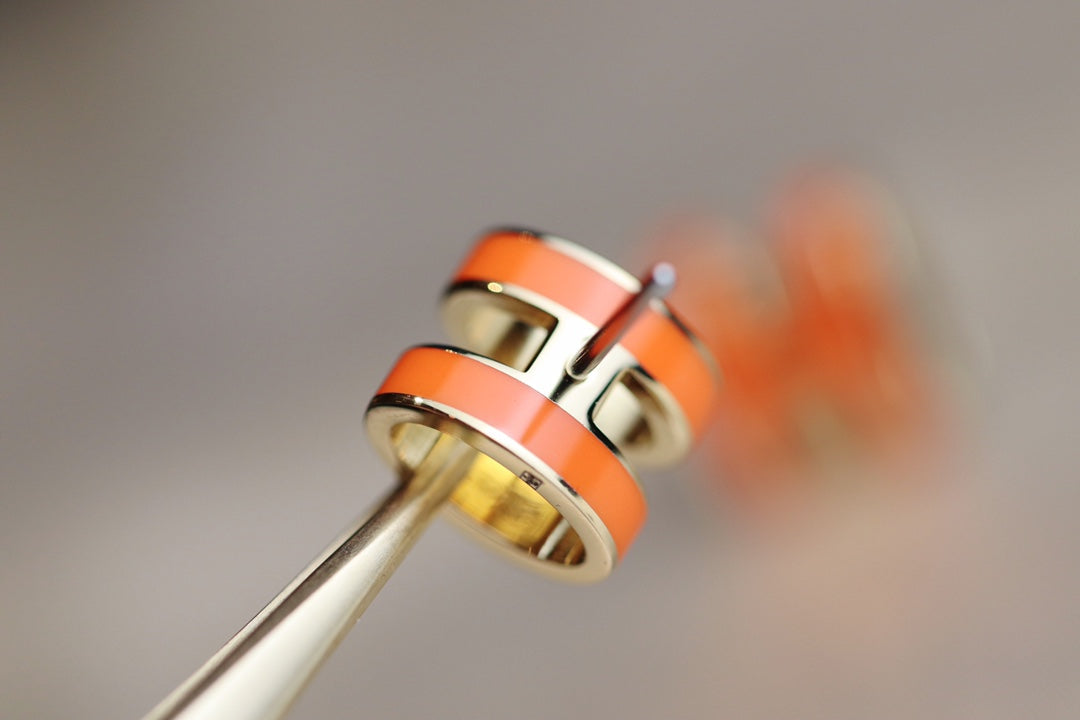 [Love Lucky]MINI POP H EARRINGS ORANGE