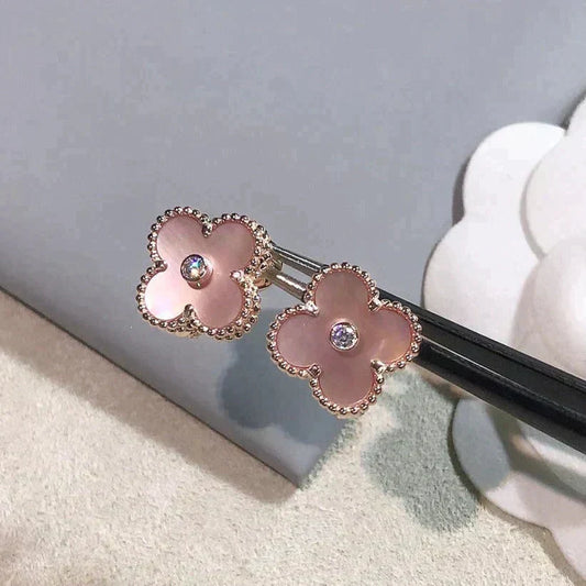 [Love Lucky]CLOVER MEDIUM 1 MOTIFS  PINK MOP DIAMOND EARRINGS