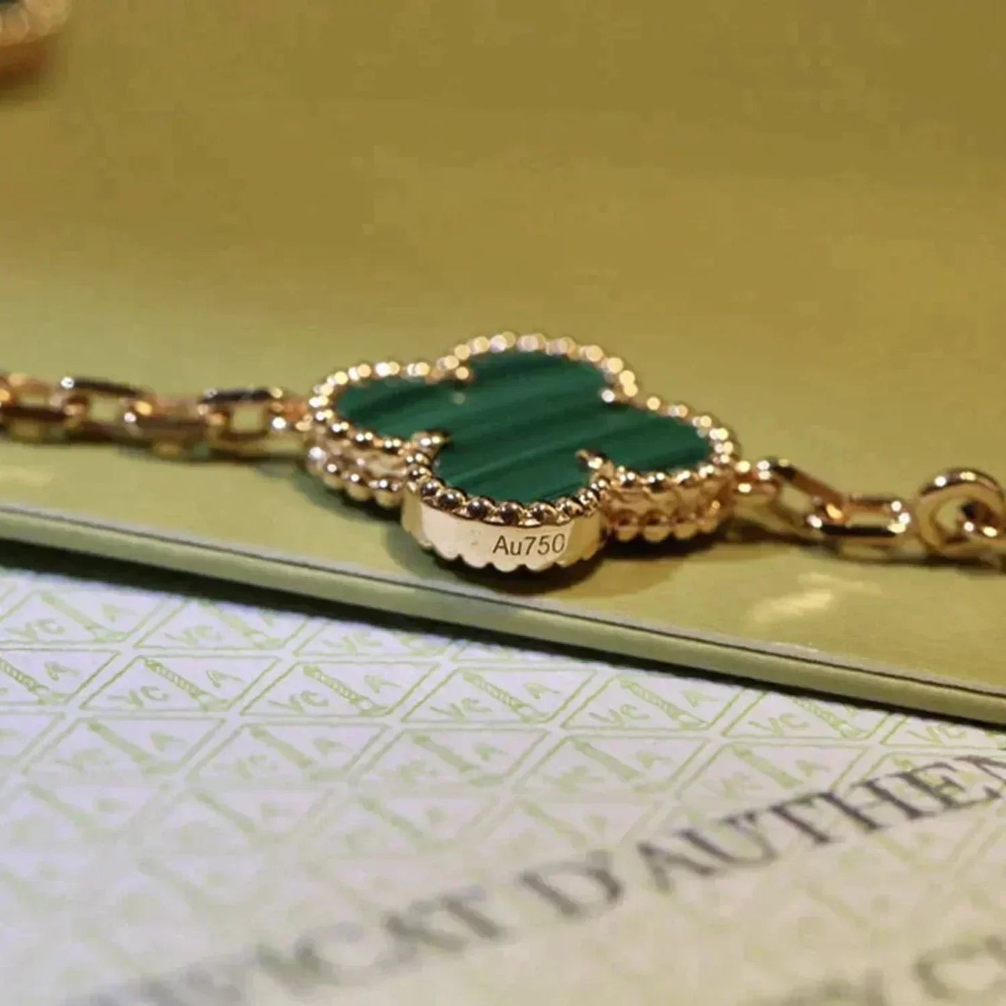 [Love Lucky] CLOVER 5 MOTIF MALACHITE BRACELET COLLECTION