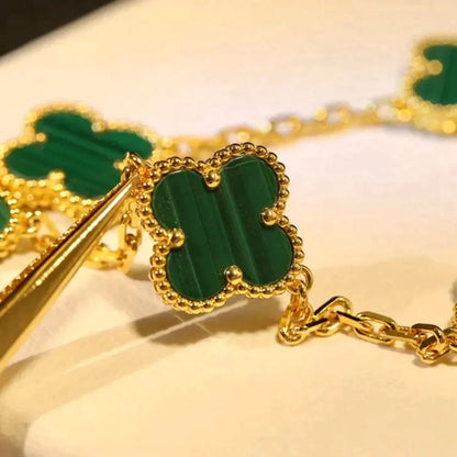 [Love Lucky] CLOVER 5 MOTIF MALACHITE BRACELET COLLECTION