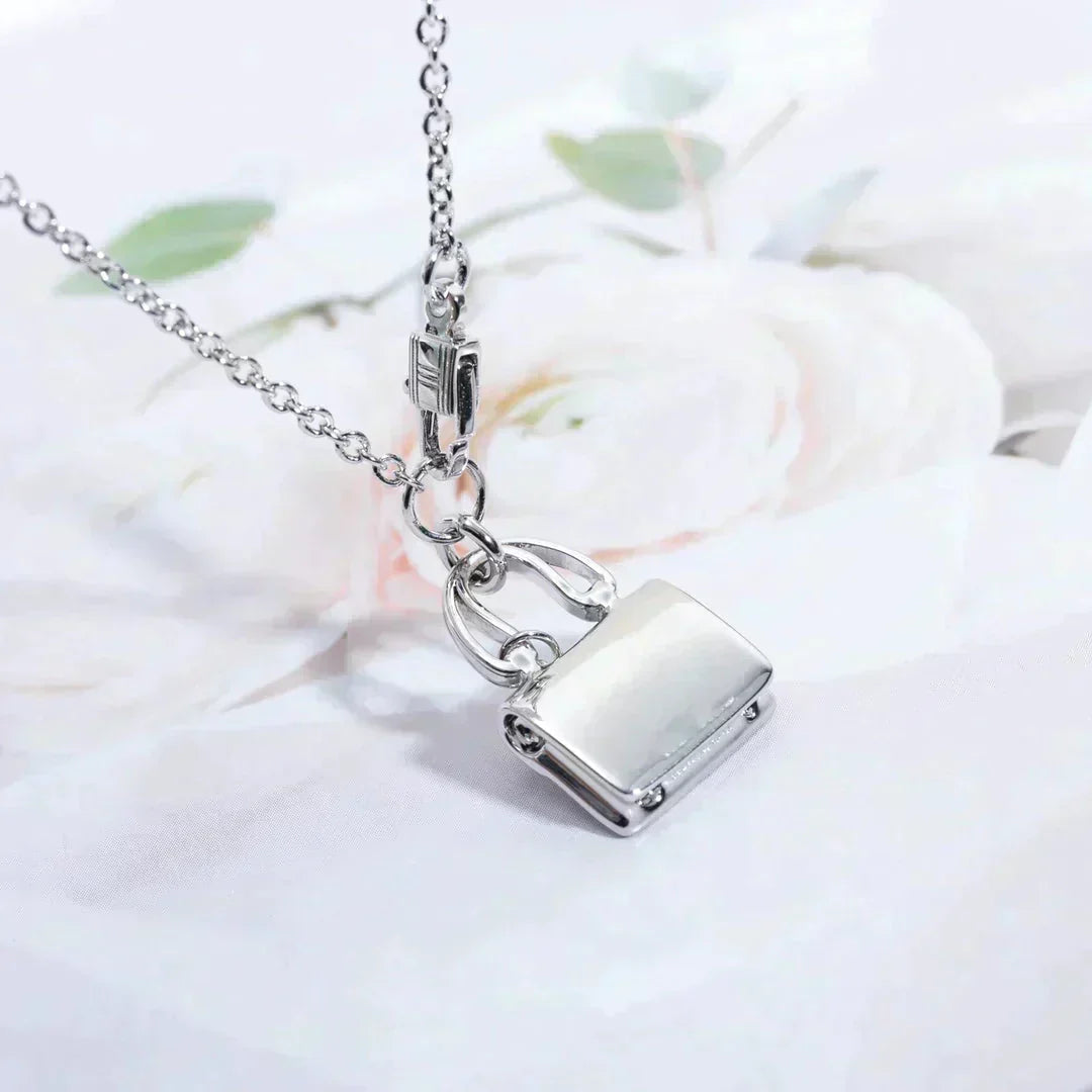 [Love Lucky]AMULETTE PEDANT SILVER NECKLACE