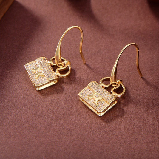 [Love Lucky]KELLY DIAMOND EARRINGS