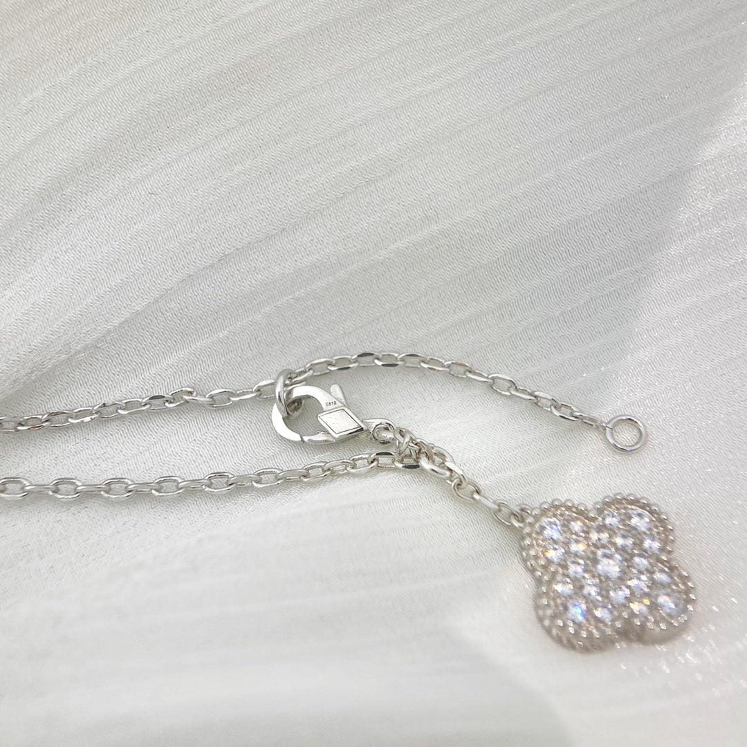 [Love Lucky] COLLIER 5 MOTIFS TRÈFLE ARGENT DIAMANTS