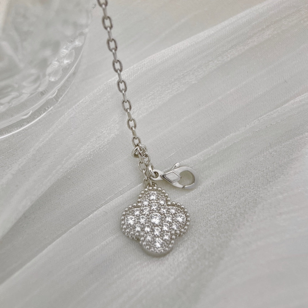 [Love Lucky] COLLIER 5 MOTIFS TRÈFLE ARGENT DIAMANTS