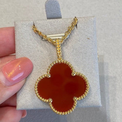 [Love Lucky]COLLIER TRÈFLE 25 MM OR CORNALINE