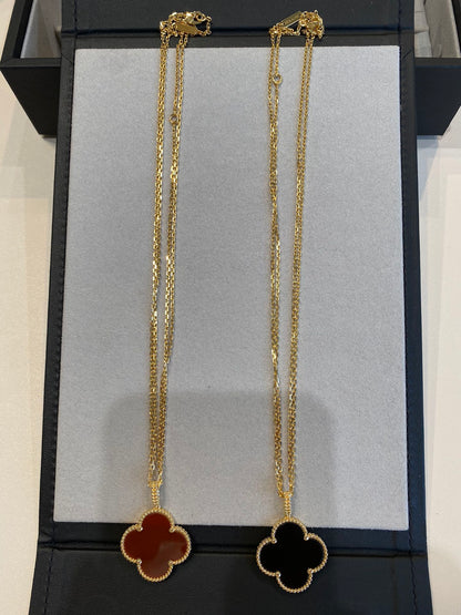 [Love Lucky]COLLIER TRÈFLE 25 MM OR CORNALINE