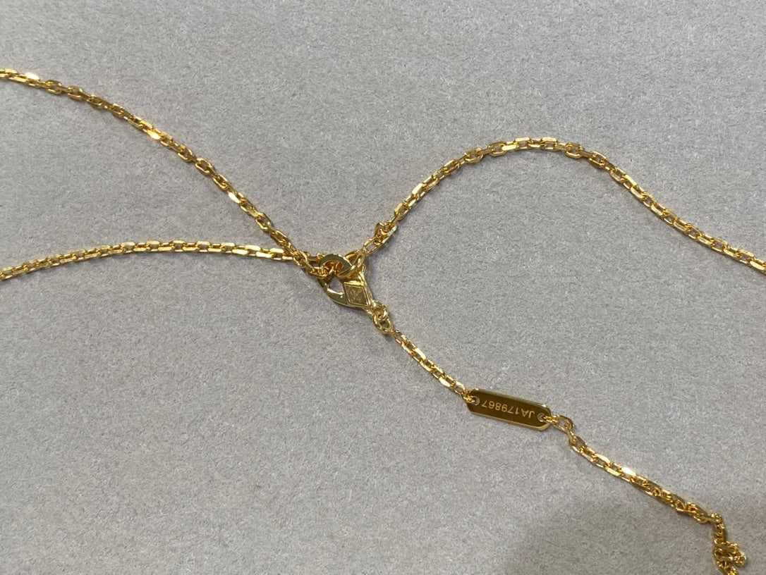 [Love Lucky]COLLIER TRÈFLE 25 MM OR CORNALINE