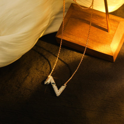 [Love Lucky]COLLAR CON DIJE DE DIAMANTE VOLT SILVER
