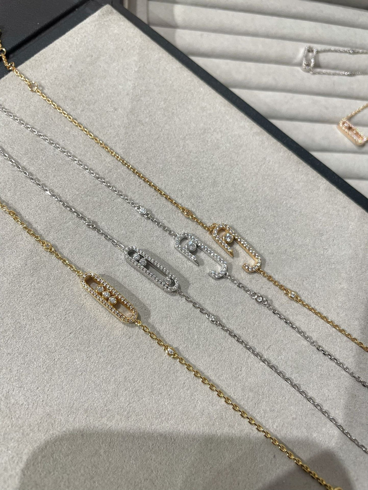 [Love Lucky]BABY MOVE DIAMOND BRACELET