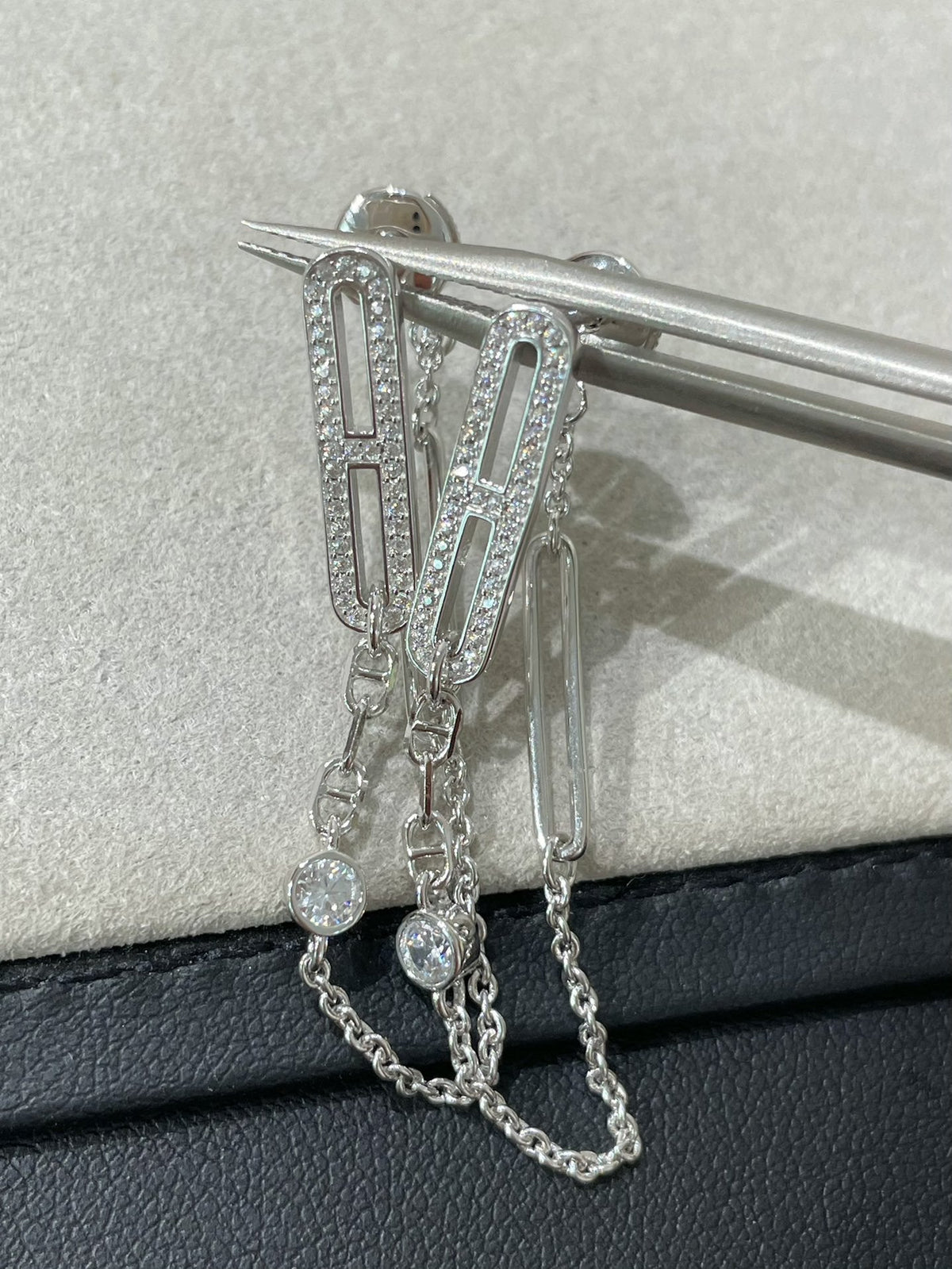 [Love Lucky]CHAINE CHAOS DIAMOND DROP EARRINGS