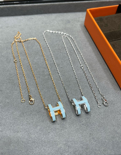 [ラブラッキー]POP H スカイブルーネックレス