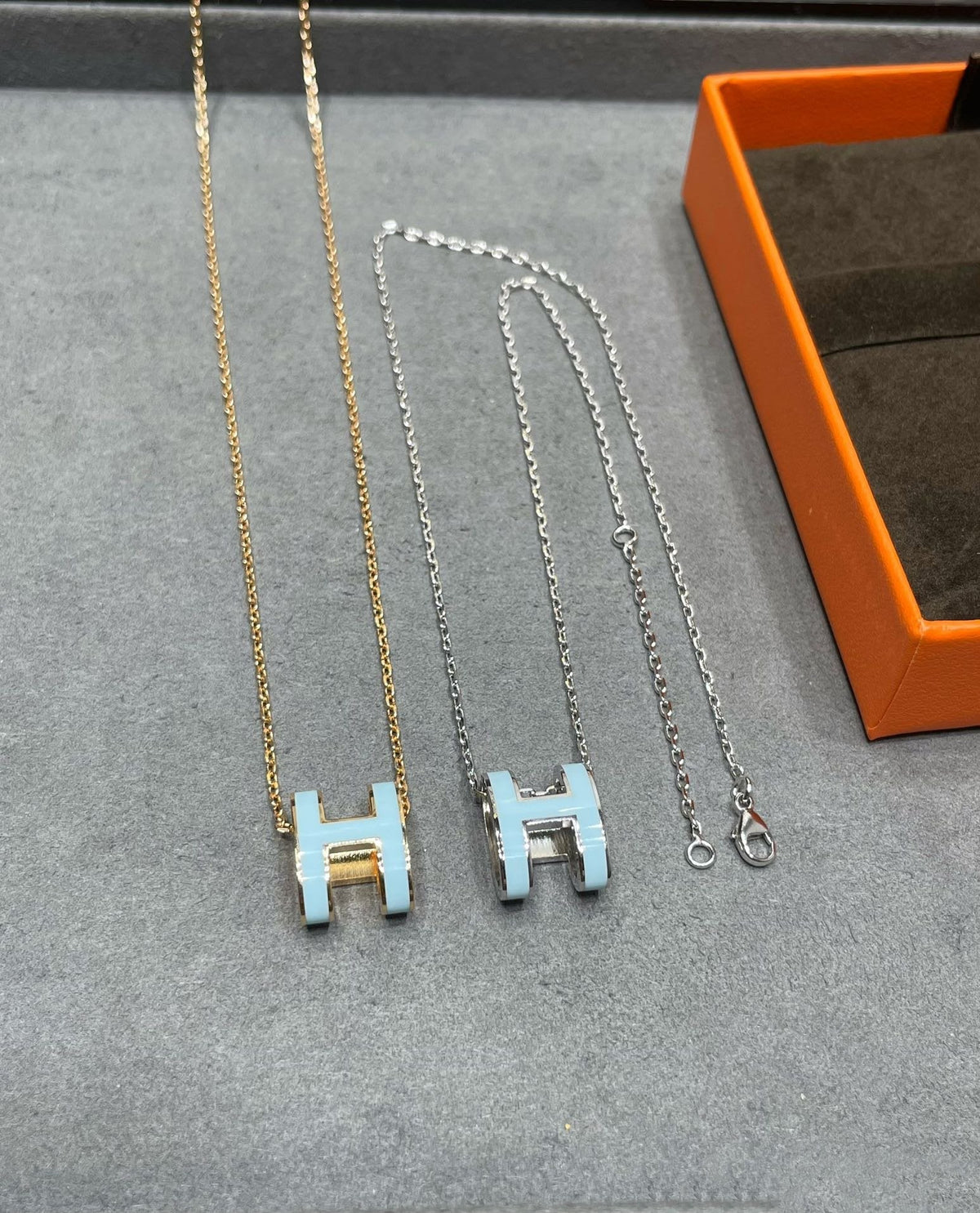 [Love Lucky]POP H SKY BLUE NECKLACE