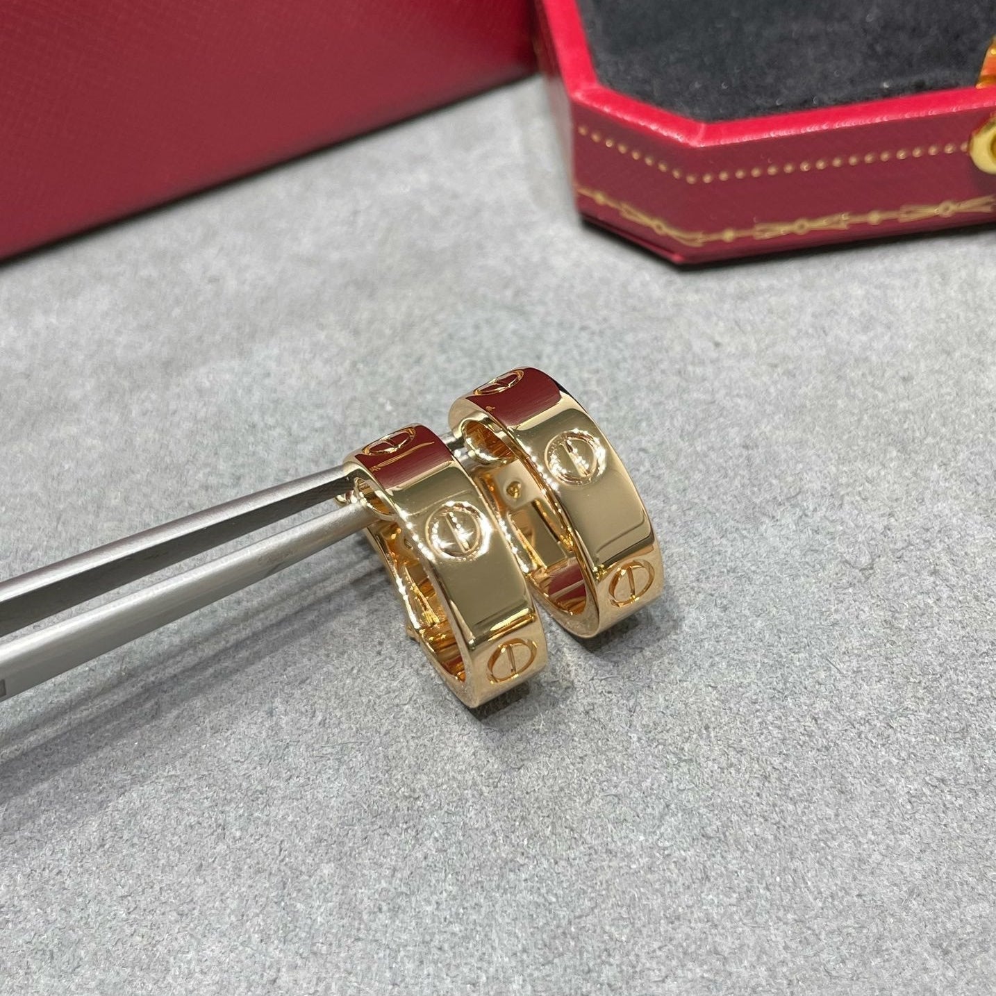 [Love Lucky]LOVE 5.5MM EARRINGS