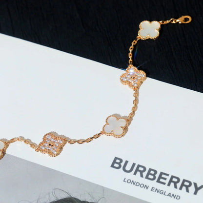 [Love Lucky]CLOVER WHITE PEARL MOP 5 MOTIF BRACELET COLLECTION