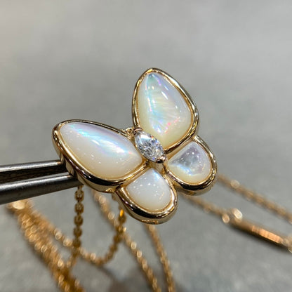 [Love Lucky]COLLAR DE DIAMANTES DE MARIPOSA