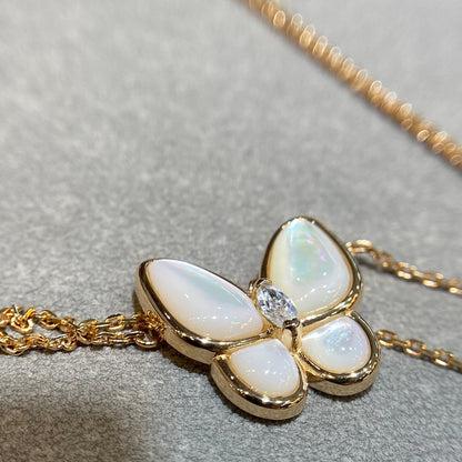 [Love Lucky]COLLAR DE DIAMANTES DE MARIPOSA