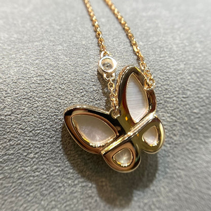 [Love Lucky]COLLAR DE DIAMANTES DE MARIPOSA