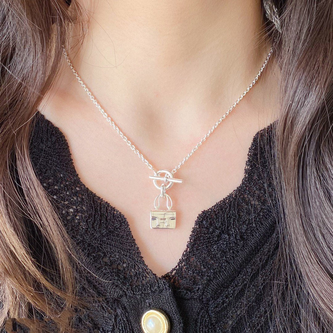 [Love Lucky]CONSTANCE PEDANT SILVER NECKLACE