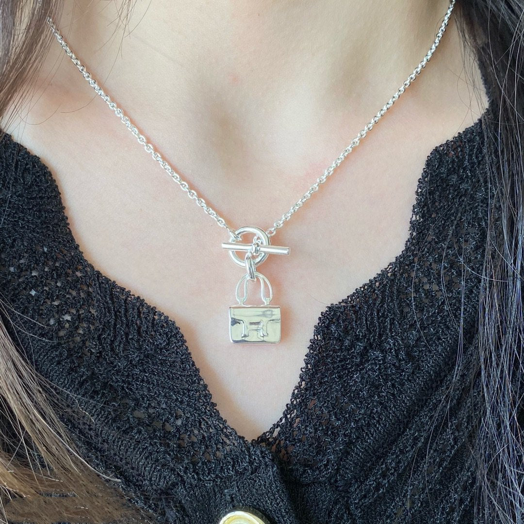 [Love Lucky]CONSTANCE PEDANT SILVER NECKLACE