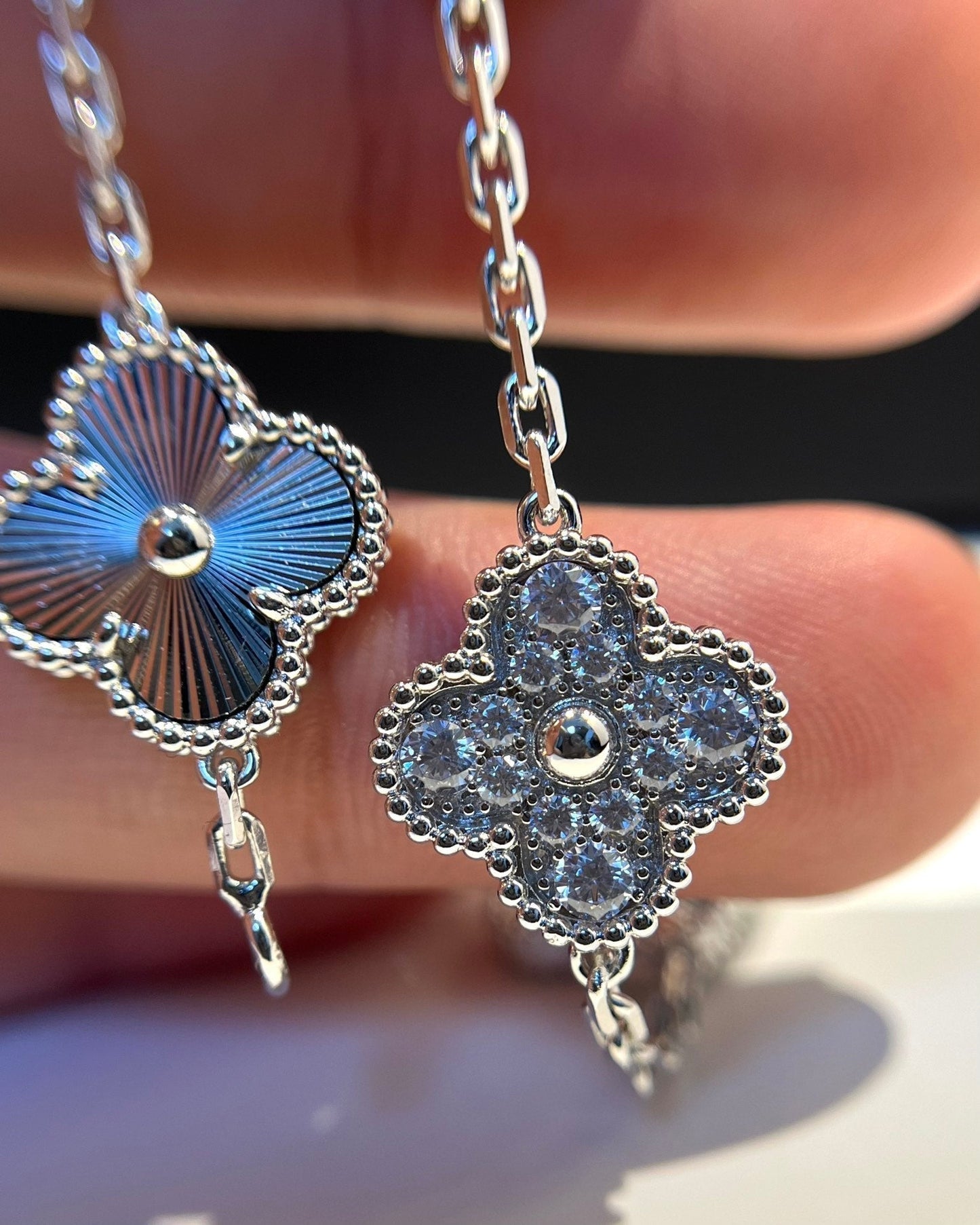 [Love Lucky] CLOVER 5 MOTIF LASER BRACELET COLLECTION