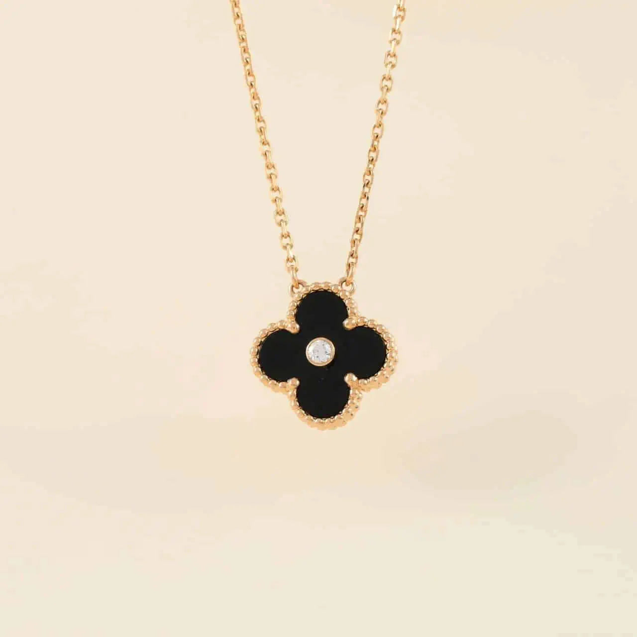 [Love Lucky]CLOVER 15MM DIAMOND ONYX NECKLACE