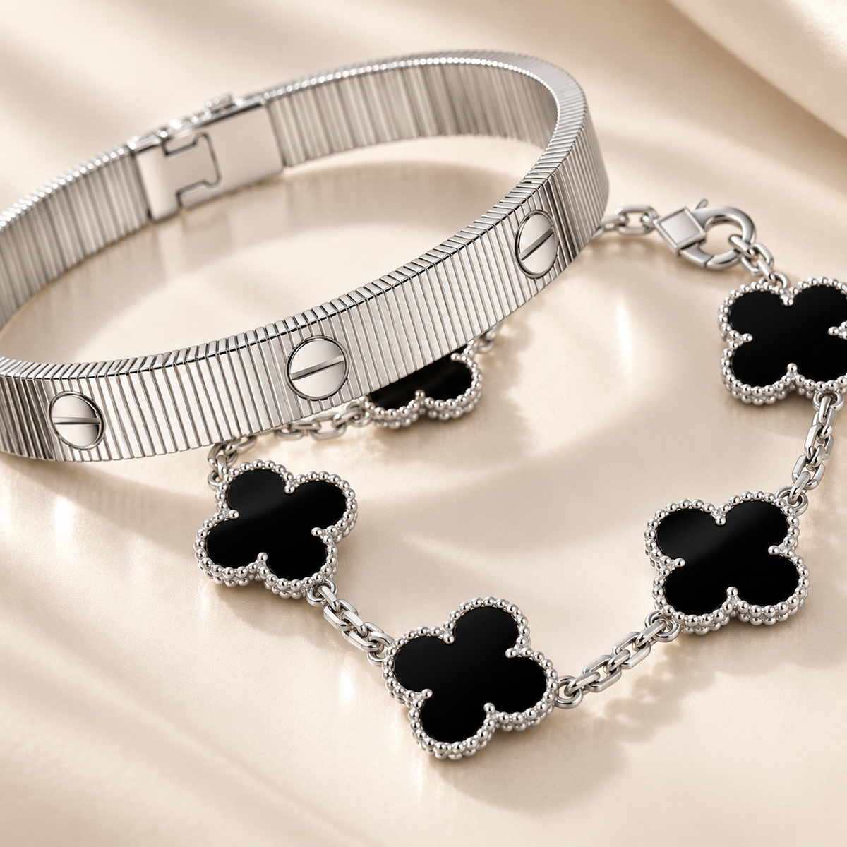[LoveLucky]Clover & Love Sliver 2-Piece Bracelet Stack Set