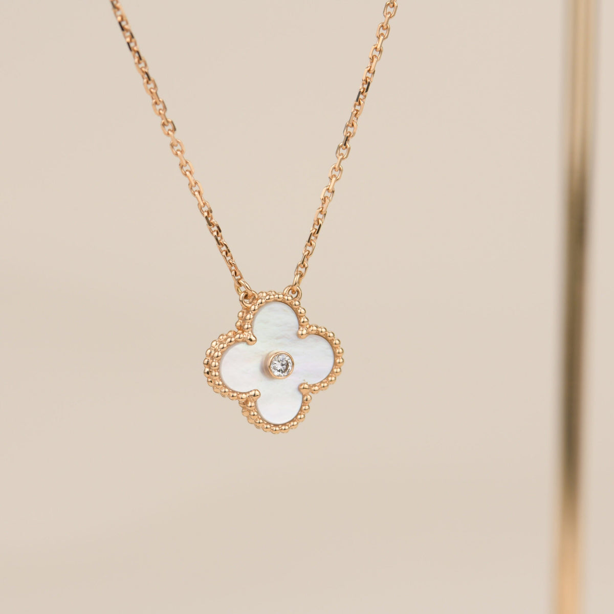[Love Lucky]COLLIER CLOVER 15 MM DIAMANT FRITILLAIRE BLANCHE