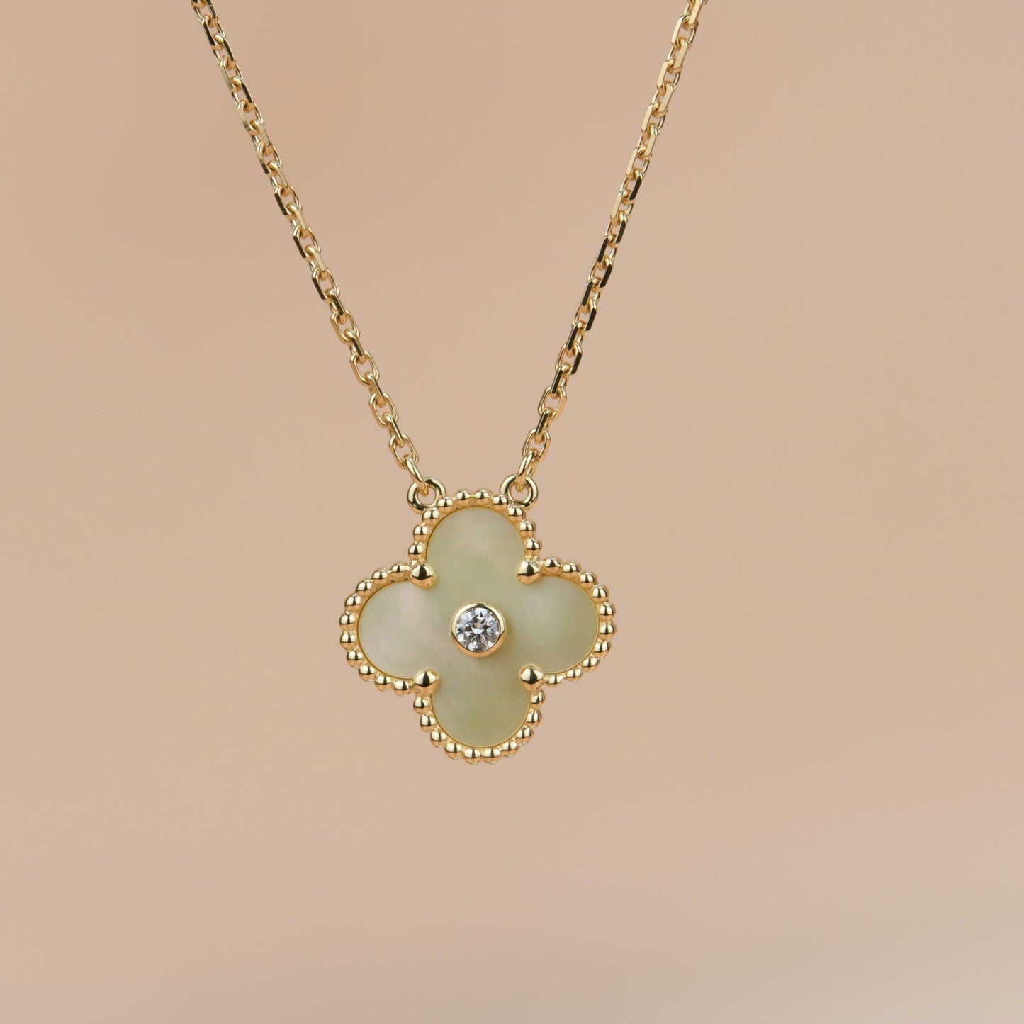 [Love Lucky]CLOVER 15MM DIAMOND GOLD MOTHER OF PEARL NECKLACE