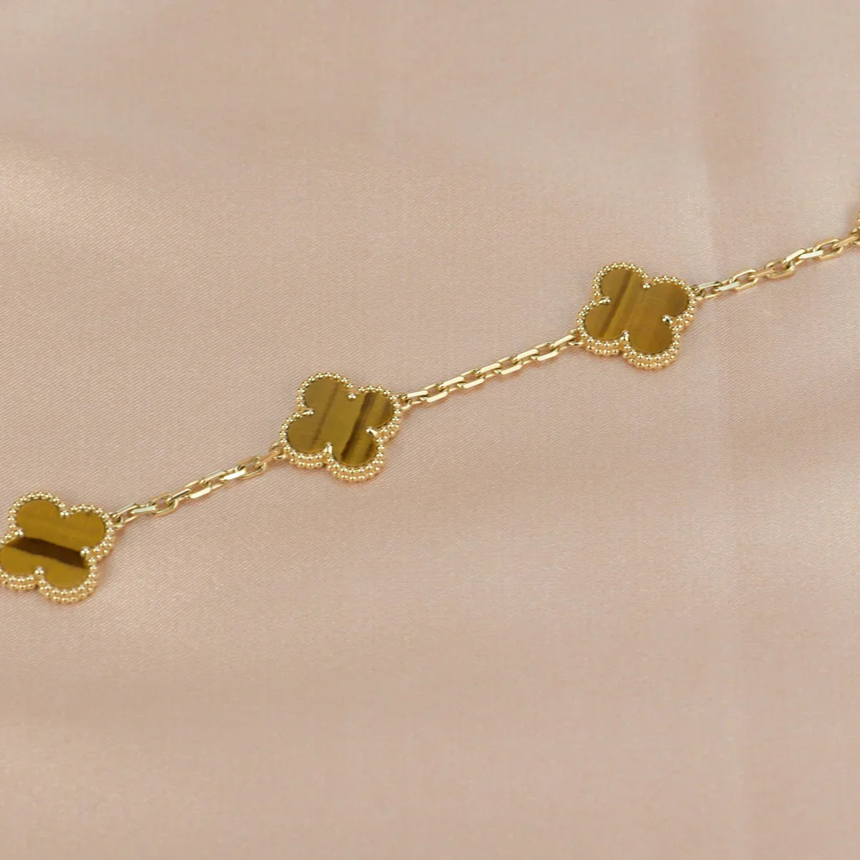 [Love Lucky] CLOVER 5 MOTIFS TIGER EYE BRACELET COLLECTION