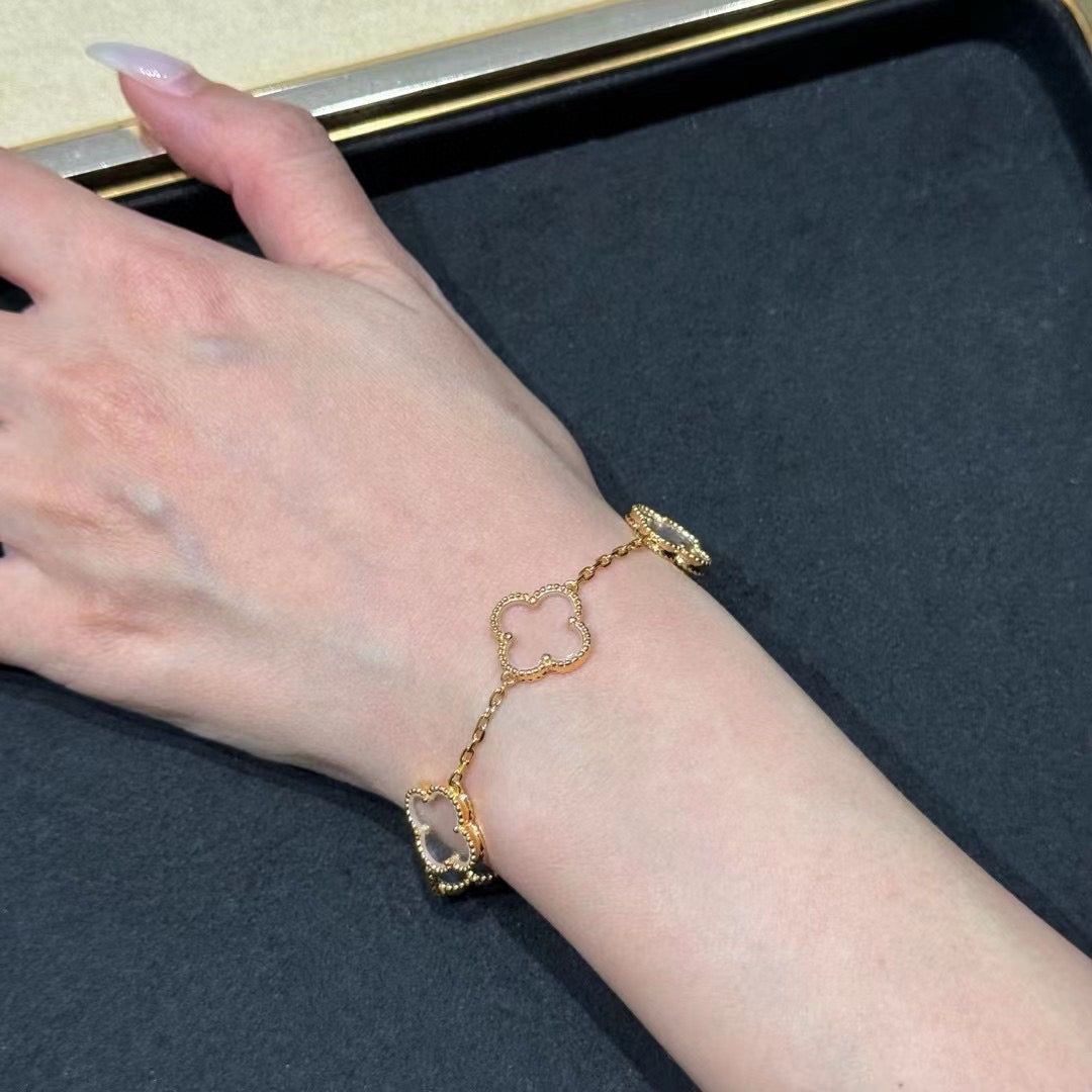[Love Lucky]CLOVER 5 MOTIF ROCK CRYSTAL BRACELET