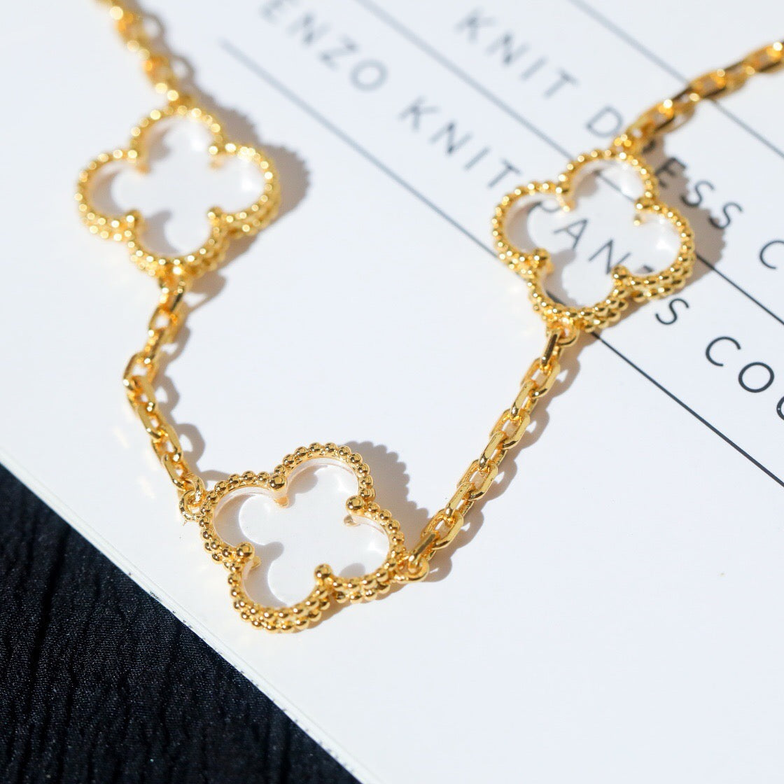 [Love Lucky]CLOVER 5 MOTIF ROCK CRYSTAL BRACELET
