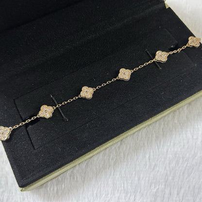 [Love Lucky]CLOVER 6 MOTIF DIAMOND BRACELET
