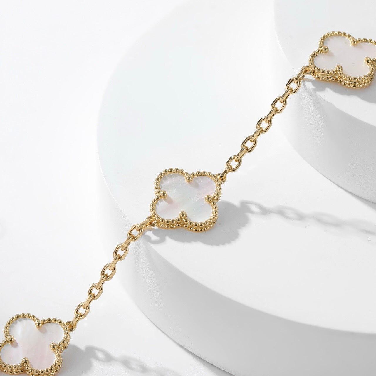 [Love Lucky]CLOVER 10 MOTIFS WHITE MOTHER OF PEARL NECKLACE