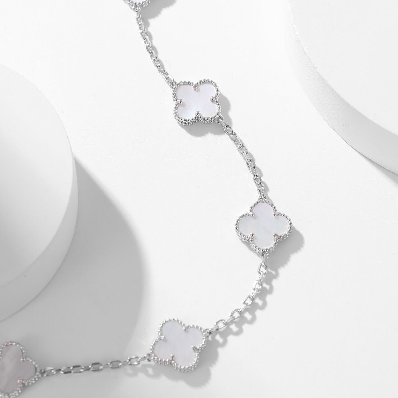 [Love Lucky]CLOVER 10 MOTIFS WHITE MOTHER OF PEARL NECKLACE
