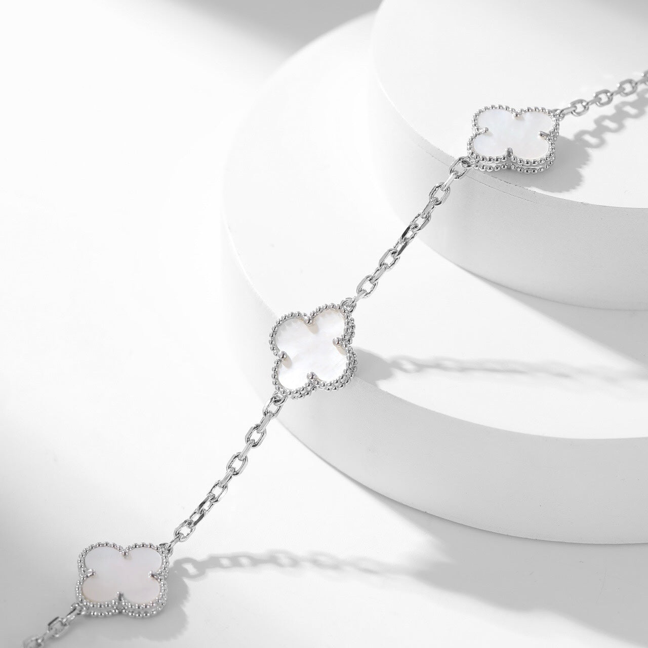 [Love Lucky]CLOVER 10 MOTIFS WHITE MOTHER OF PEARL NECKLACE