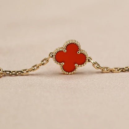 [Love Lucky] CLOVER 5 MOTIF RED CORNELIAN BRACELET COLLECTION