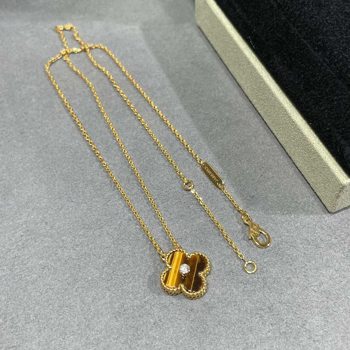 [Love Lucky]CLOVER 15MM 鑽石與黃虎眼石項鍊