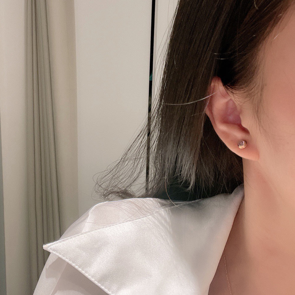 [Love Lucky]DAMOUR PING DIAMOND EARRINGS