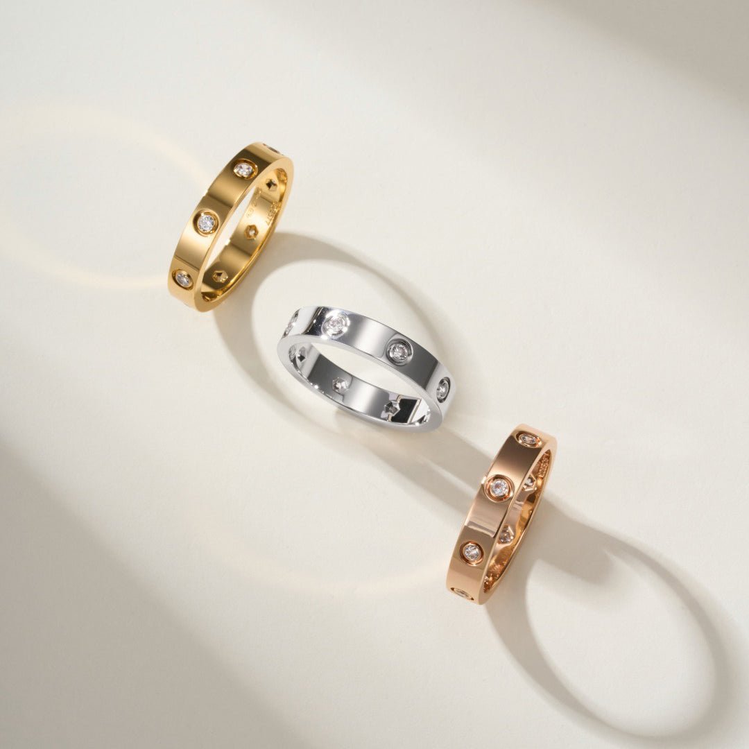 [Love Lucky]LOVE 4MM 8 DIAMOND RING