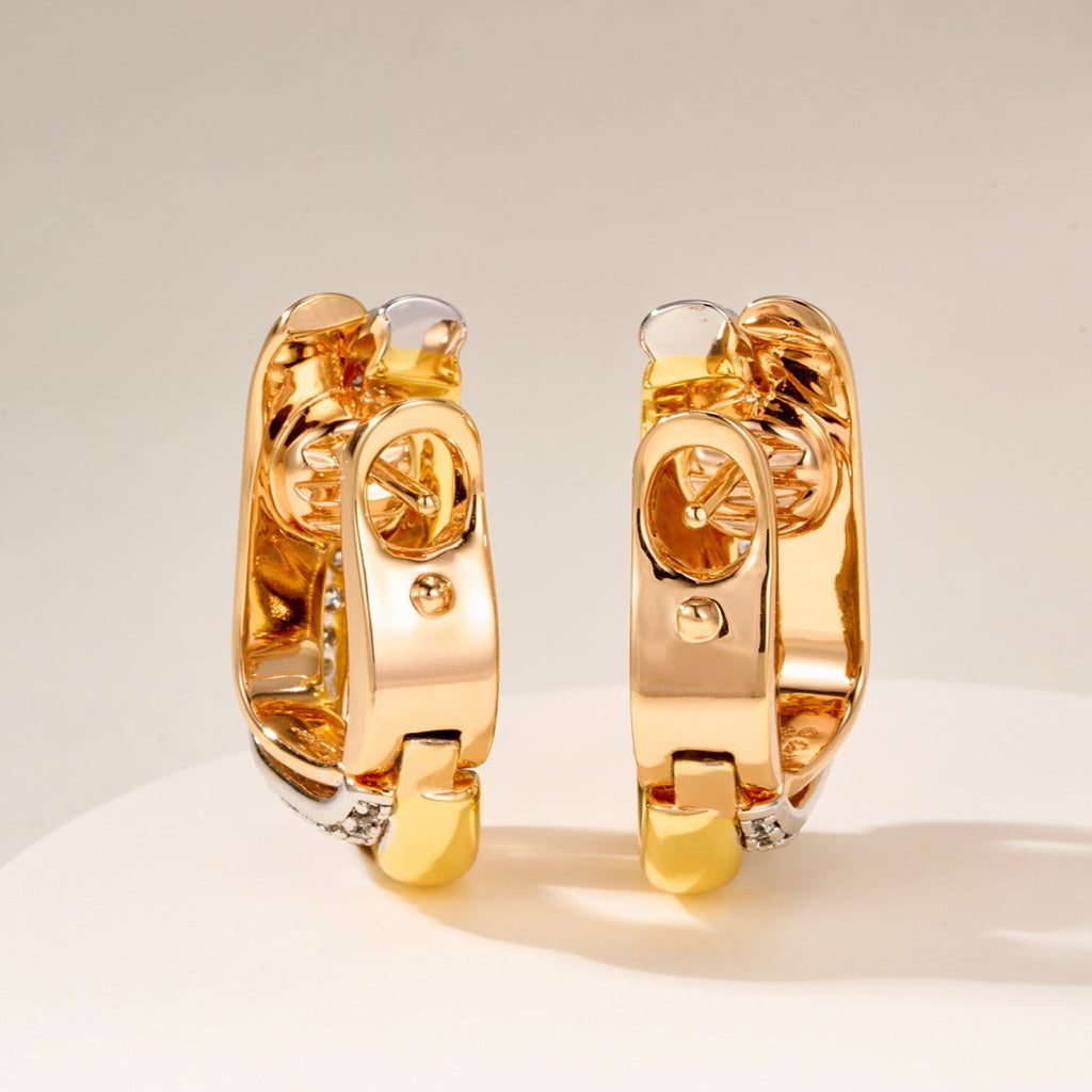 [Love Lucky]TRINITY HALF DIAMOND  CUSHION EARRINGS