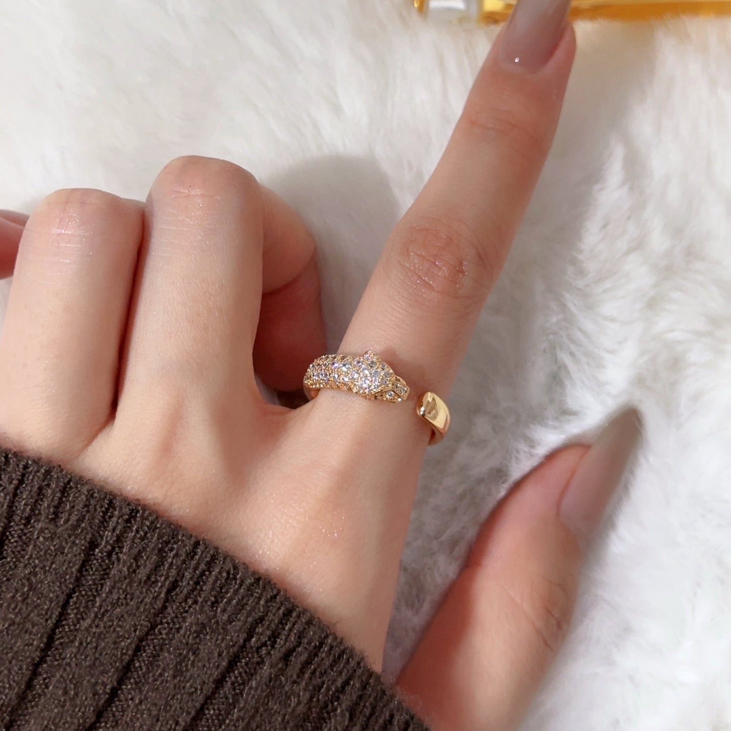 [Love Lucky]PANTHERE HALF DIAMOND SMALL RING